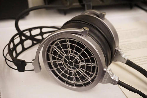 MRSPEAKERS ETHER 2评论真正的高分辨率耳机