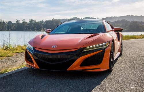 2019年的Acura NSX是一款专为日常汽车用户设计的超级跑车