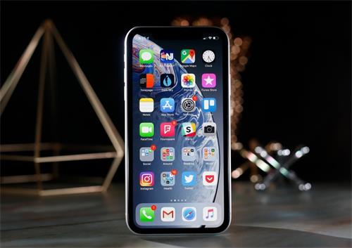 Apple承诺通知用户可能的iPhone速度减慢