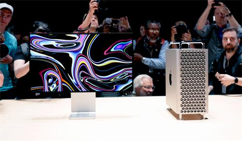 我们首先看一下新款Mac Pro和Pro XDR 6K显示器