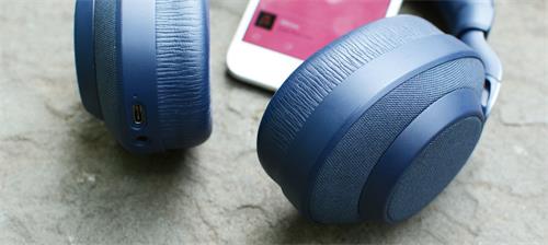 Jabra Elite 85h评论 噪音取消对手Bose和索尼