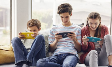 NintendoSwitch预计在2021年将销售PS5和XboxSeriesX