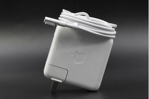 苹果第一方的MagSafe充电器现在在亚马逊上已降至29.85美元