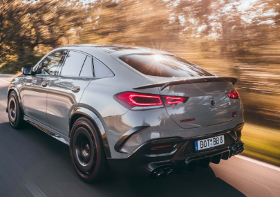 Brabus900RocketEdition以205英里/小时的最高速度夺得世界上最快的街头合法SUV的称号