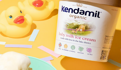 Kendamil用婴儿配方奶粉制作冰淇淋