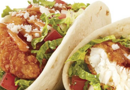 3月2日受欢迎的快餐店以5美元的价格推出两款阿拉斯加比目鱼炸玉米饼