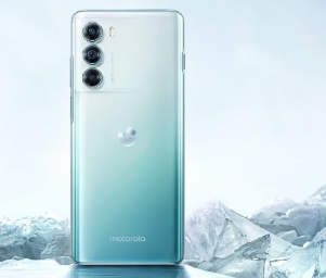摩托罗拉EdgeX30是第一款搭载Snapdragon8Gen1的手机