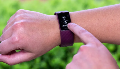 Fitbit获得FDA批准用于被动心律监测