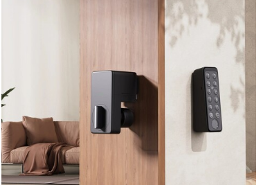 SwitchBot Lock 可以通过 NFC 读取器将常规锁转换为智能锁