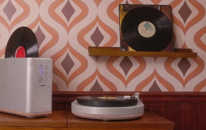 VinylSonic黑胶唱片转盘和超声波清洗机