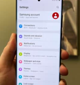 三星GalaxyS22系列获得一个UI4.1.1更新