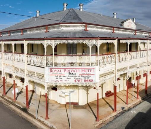 民用建筑公司购买并翻修了一家历史悠久的昆士兰酒吧