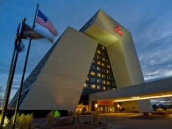 Crestline Hotels&Resorts将管理丹佛的两家物业